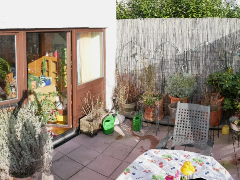 Large terrace of the apartment in Friedrichsdorf